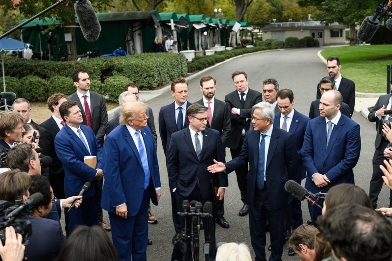 President Trump speaks to the press with tech CEOs outside the West Wing after the Super Intelligence luncheon, September 29, 2026